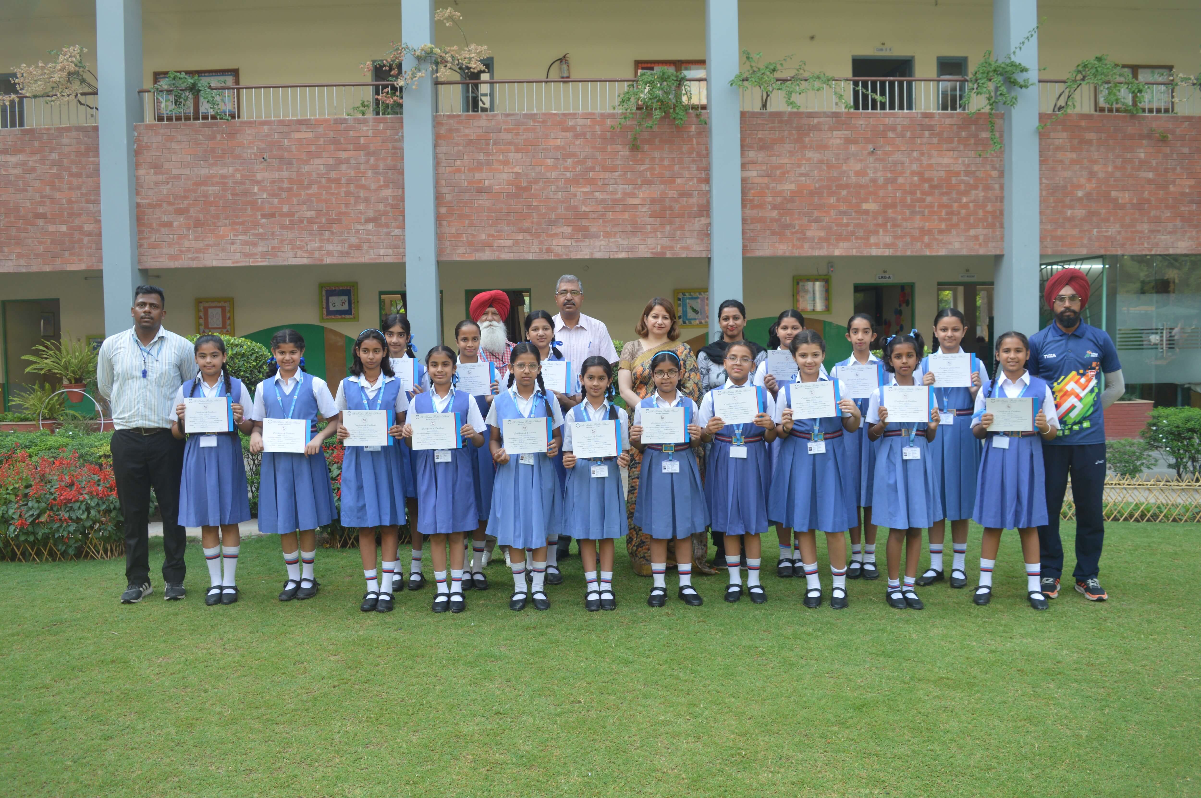 Inter House Football (U-12) Girls